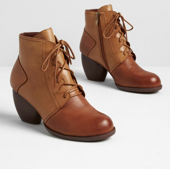 Modcloth Shoes - On the move lace up bootie
